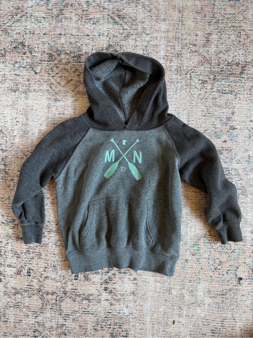 Minnesota Kids Charcoal Hooded Sweatshirt with Mint Oar Graphic
